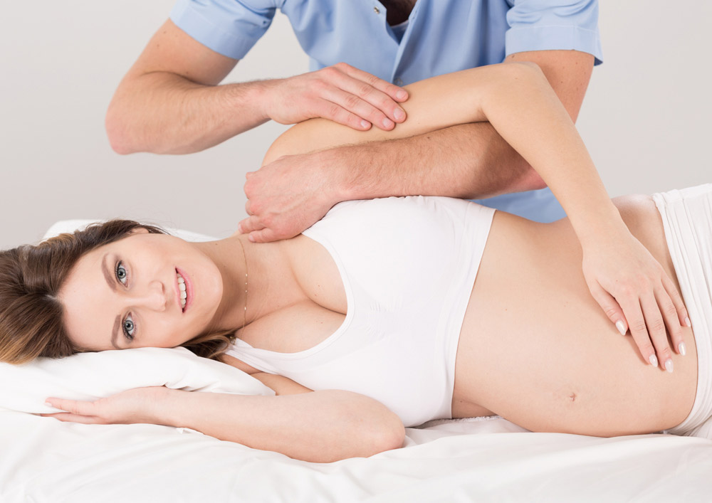 chiropractic care for pregnant woman